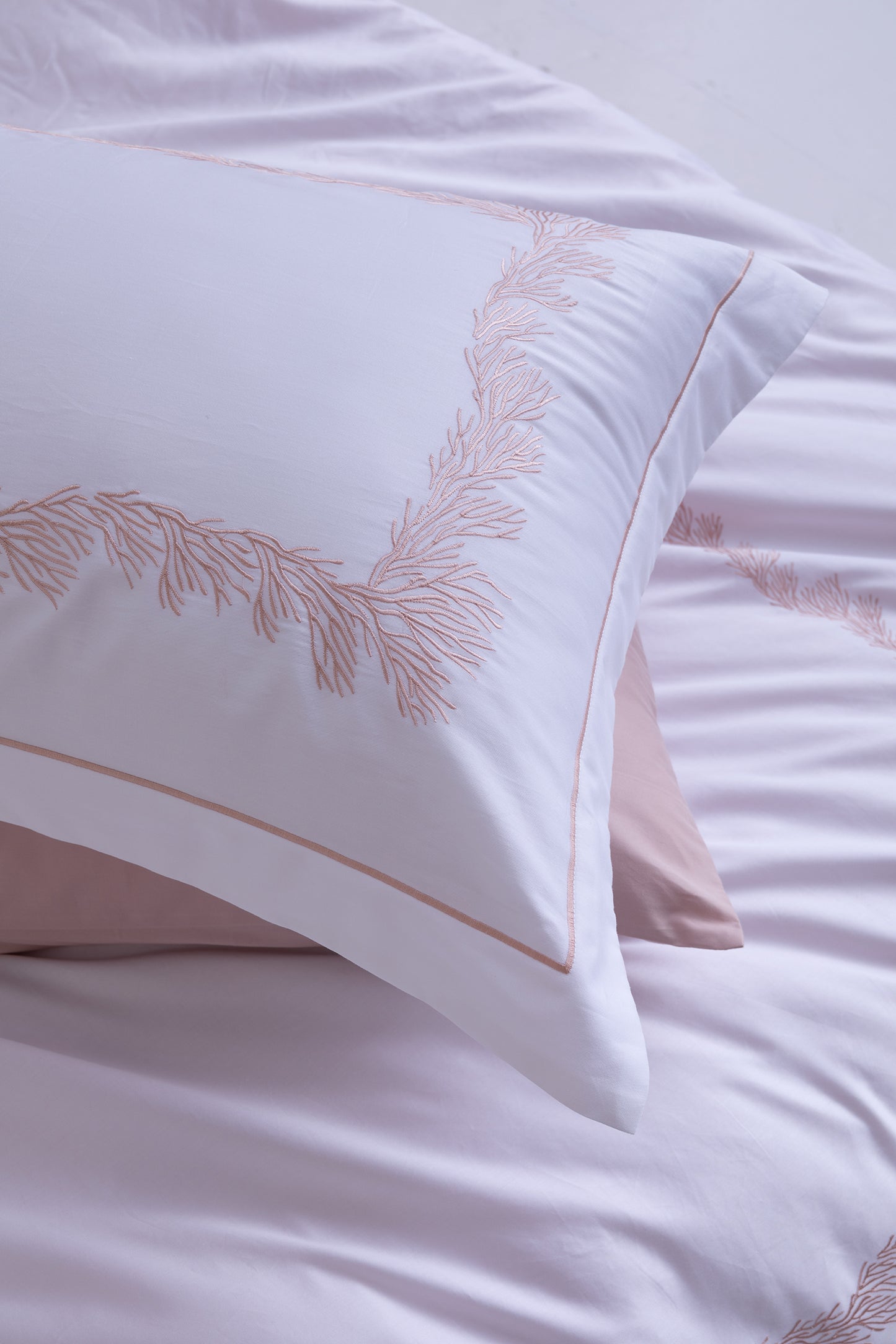 Feathery Linen Set