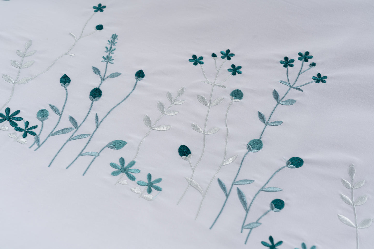 Botanical Aqua Linen Set